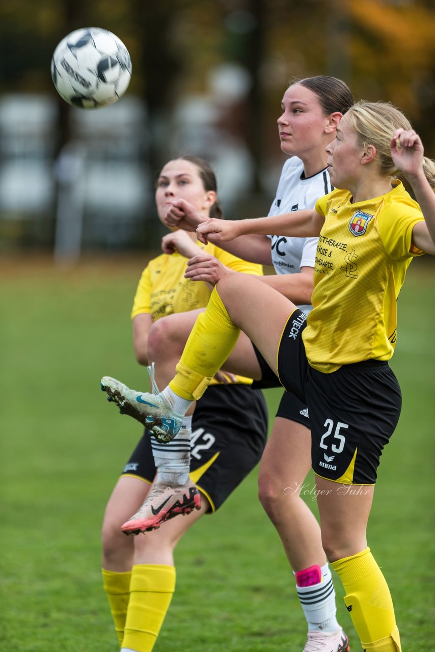 Bild 181 - F Merkur Hademarschen - SV Frisia 03 Risum Lindholm : Ergebnis: 0:1